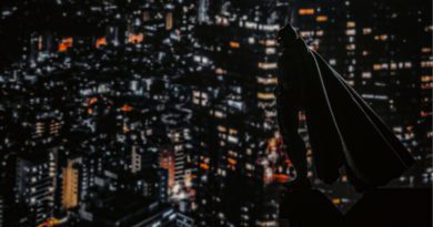 ذا باتمان: بطل خارق برتبة محقّق يتربّع على عرش الشّاشات الذّهبية