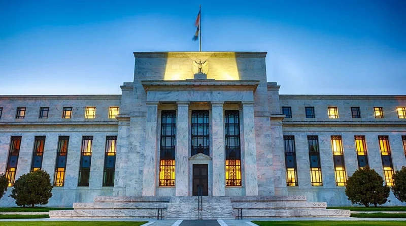 ما أسباب رفع البنك المركزي الأمريكي لسعر الفائدة؟
